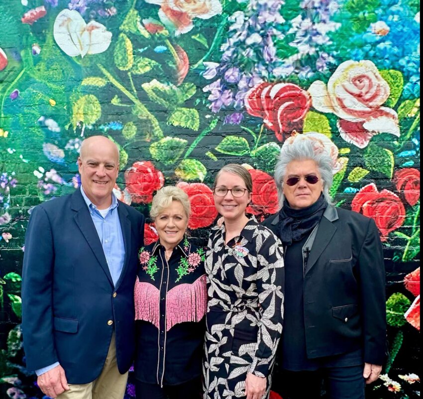A Connie Smith mural was unveiled Saturday in downtown Philadelphia. From left, Rep. Scott Bounds, Smith, Sen. Jenifer Branning and Marty Stuart
